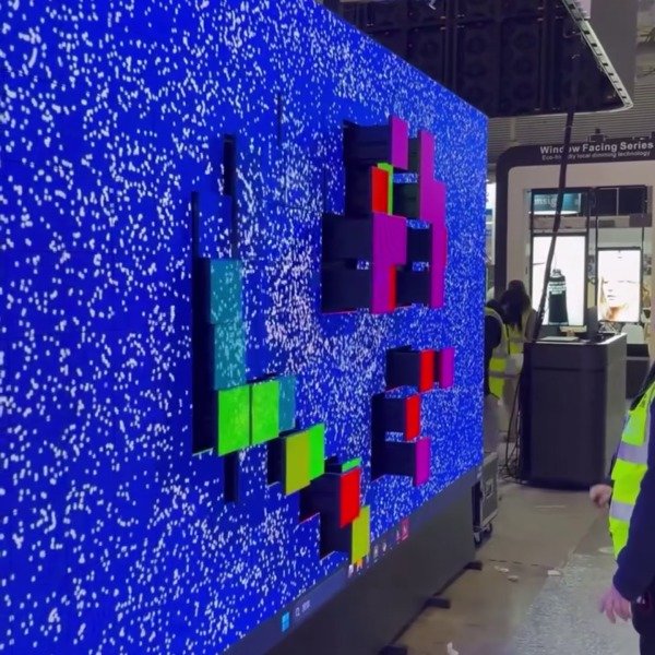 Kinetic LED Screen Installation