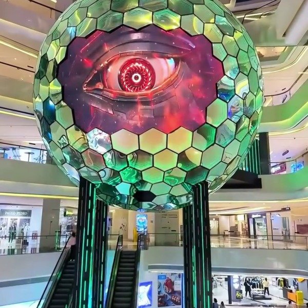 Hologram Ball / 360┬░ LED Globe Display